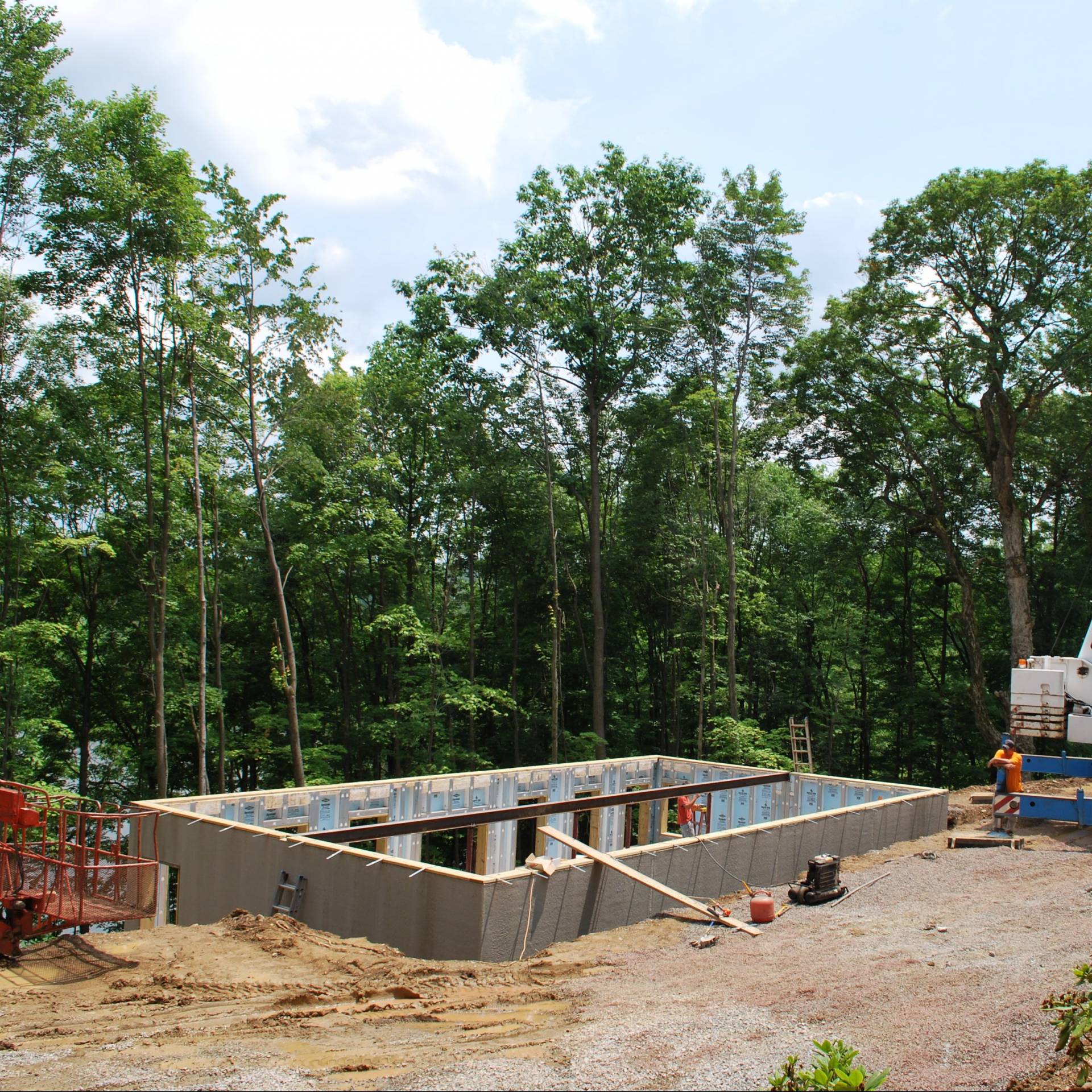 concrete foundation for new modular log home